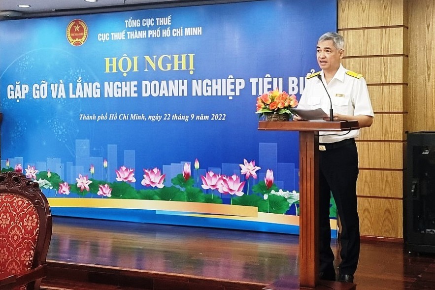 Cục trưởng Cục Thuế TP. Hồ Chí Minh phát biểu cảm ơn đối với các doanh nghiệp thực hiện tốt nghĩa vụ thuế. Ảnh Đỗ Doãn