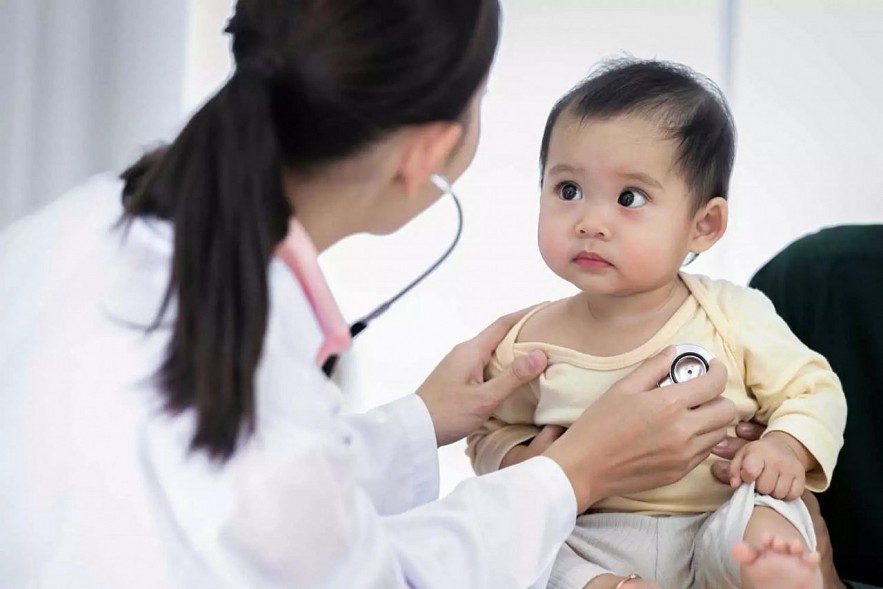 Bảo hiểm sức khỏe VBI Care gia tăng bảo vệ cho trẻ em và người bệnh nền