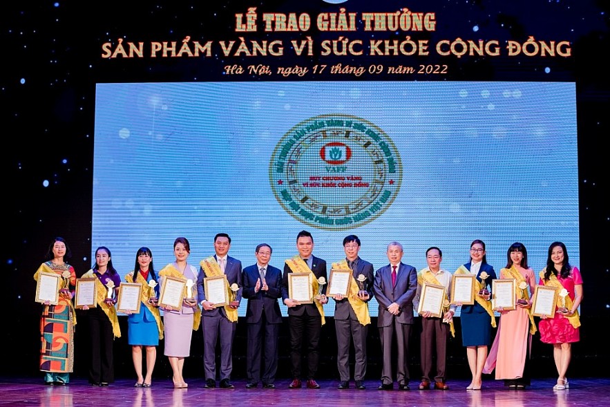 Herbalife Việt Nam nhận giải thưởng “Sản phẩm Vàng vì sức khỏe cộng đồng năm 2022”