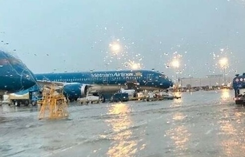 Tạm đóng cửa 5 sân bay tại khu vực miền Trung, Tây Nguyên do ảnh hưởng bão số 4