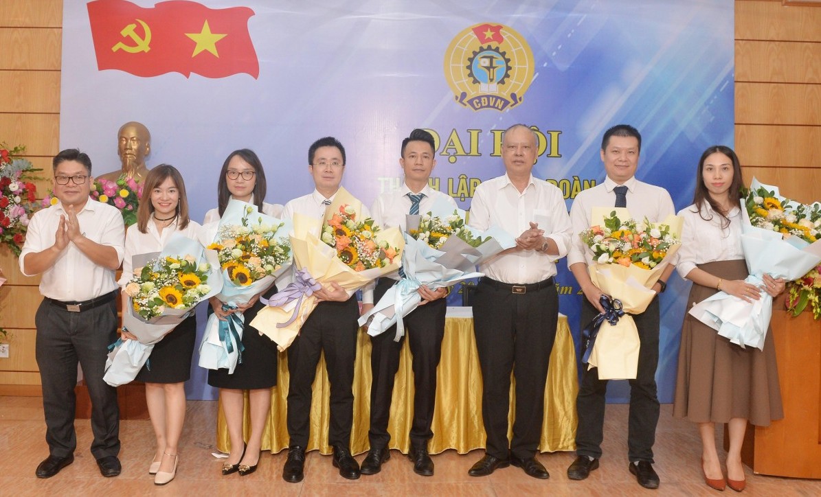 Sở Giao dịch Chứng khoán Việt Nam thành lập công đoàn cơ sở
