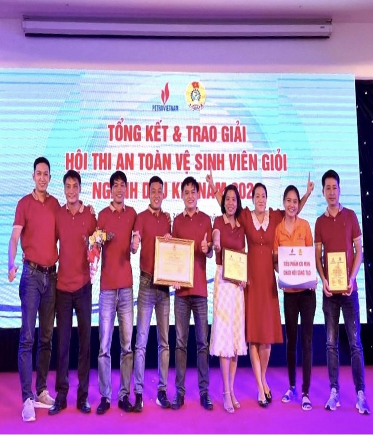 Đội thi BSR đạt giải nhất toàn đoàn Hội thi An toàn Vệ sinh viên giỏi ngành Dầu khí năm 2022