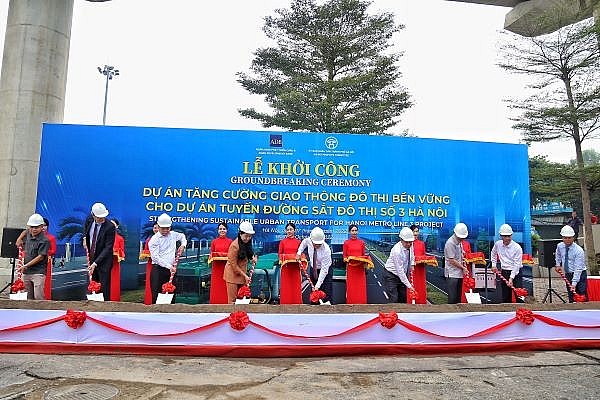 Khởi công dự án tăng cường giao thông đô thị bền vững cho tuyến đường sắt đô thị số 3 Hà Nội
