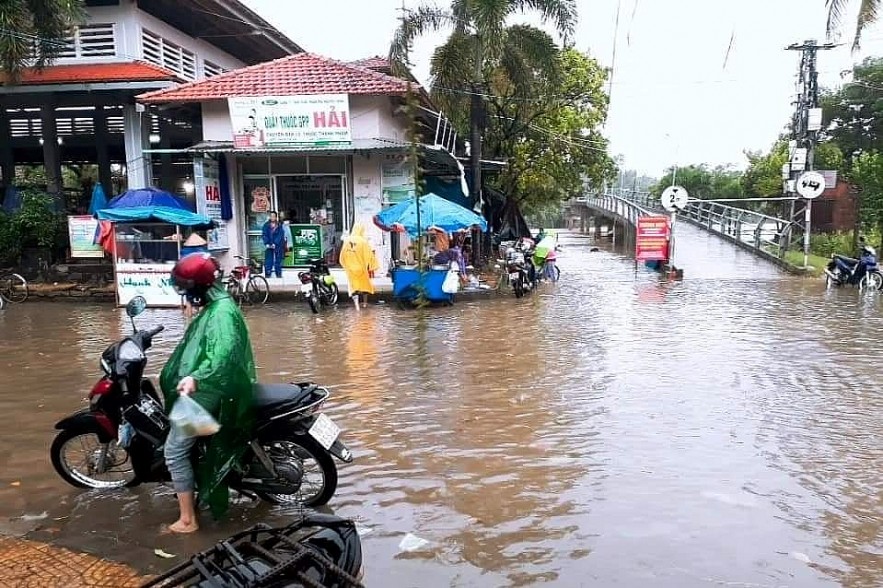 Thời tiết ngày 11/10: Trung Bộ, Tây Nguyên và Nam Bộ có mưa to đến rất to