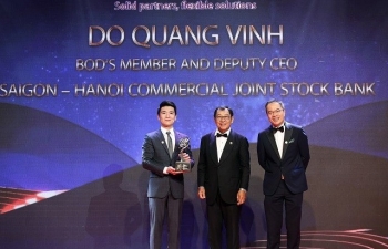 Ông Đỗ Quang Vinh được vinh danh là “Doanh nhân Châu Á xuất sắc ngành dịch vụ tài chính”