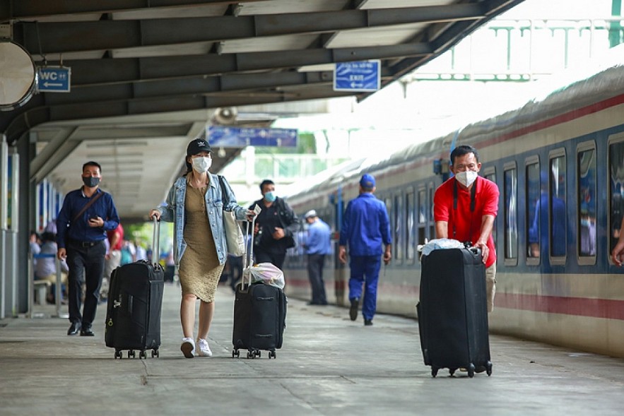 Tàu Tết Quý Mão 2023, tăng thêm 130 chuyến với 67.000 chỗ ngồi