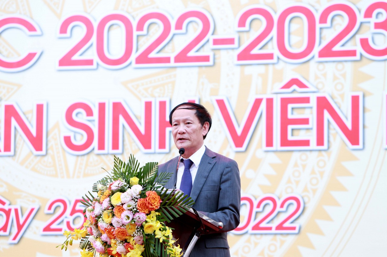 Trường Đại học Kinh doanh và Công nghệ Hà Nội khai giảng năm học 2022