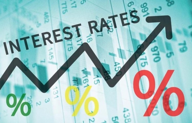 Lãi suất tiết kiệm tiếp tục leo dốc, vượt mốc 9%