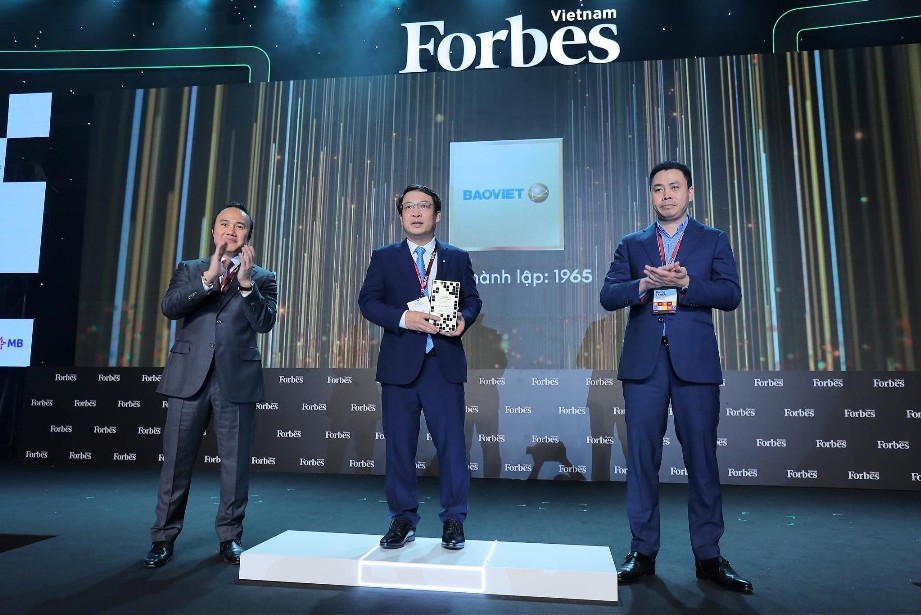 Bảo Việt - thương hiệu đứng đầu ngành bảo hiểm trong “25 thương hiệu tài chính dẫn đầu” do Forbes bình chọn