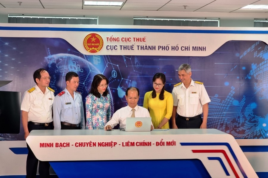 TP. Hồ Chí Minh: Mở thưởng kỳ đầu tiên chương trình ''Hóa đơn may mắn''