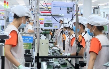 Vượt qua khó khăn của đại dịch, sản xuất công nghiệp ước tính tăng 9%