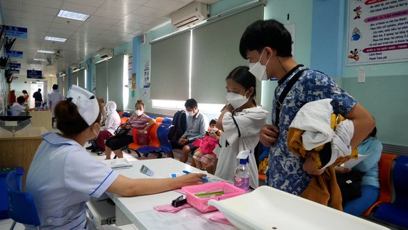 Làm gì để gỡ khó cho bệnh viện công lập tự chủ ở TP. Hồ Chí Minh?