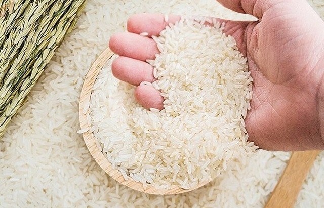 Giá lúa gạo hôm nay 22/11: Gạo nguyên liệu tăng giá