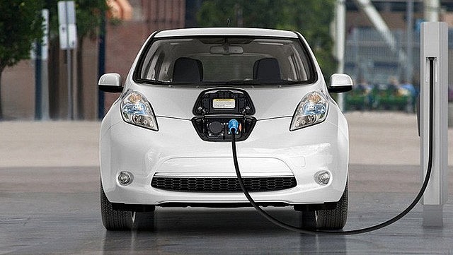 VCCI đề xuất mức giá điện ưu tiên cho xe chạy bằng điện