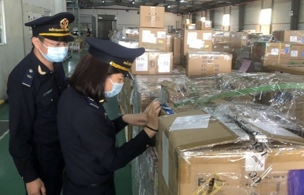 Ngành Hải quan: Quyết liệt tấn công tội phạm buôn lậu dịp cao điểm cuối năm