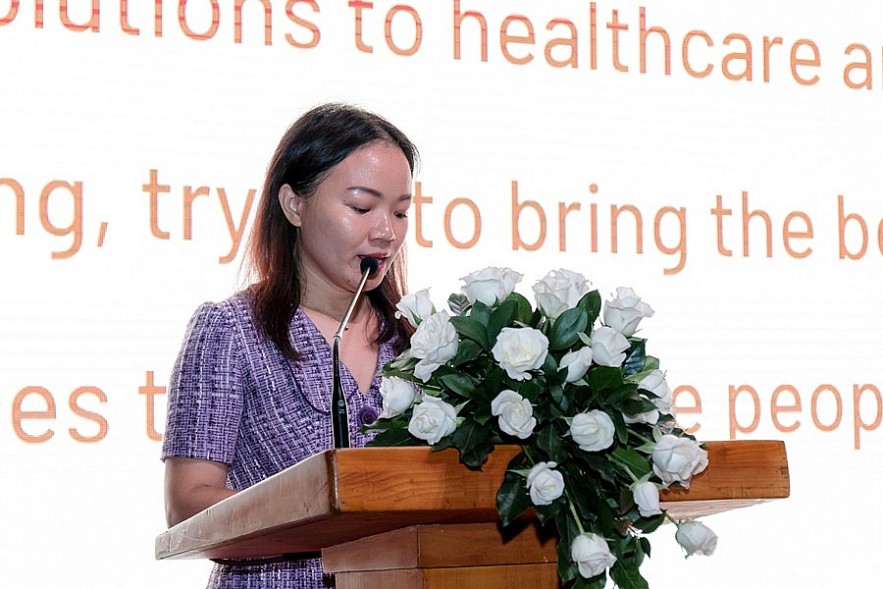Bà Dương Mai Anh - Chủ tịch Tập đoàn Hoa Lâm phát biểu taị lễ ký kết.