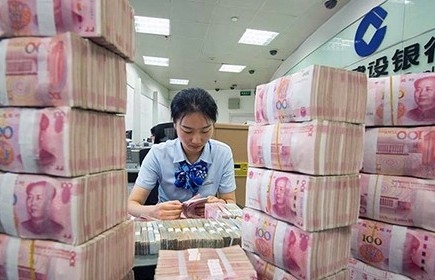 Trung Quốc giảm tỷ lệ dự trữ bắt buộc để hỗ trợ nền kinh tế