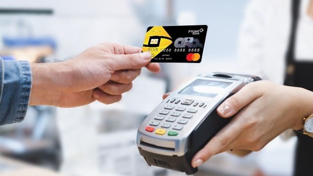 Mua hàng hoàn tiền cùng thẻ tín dụng PVcomBank Cashback