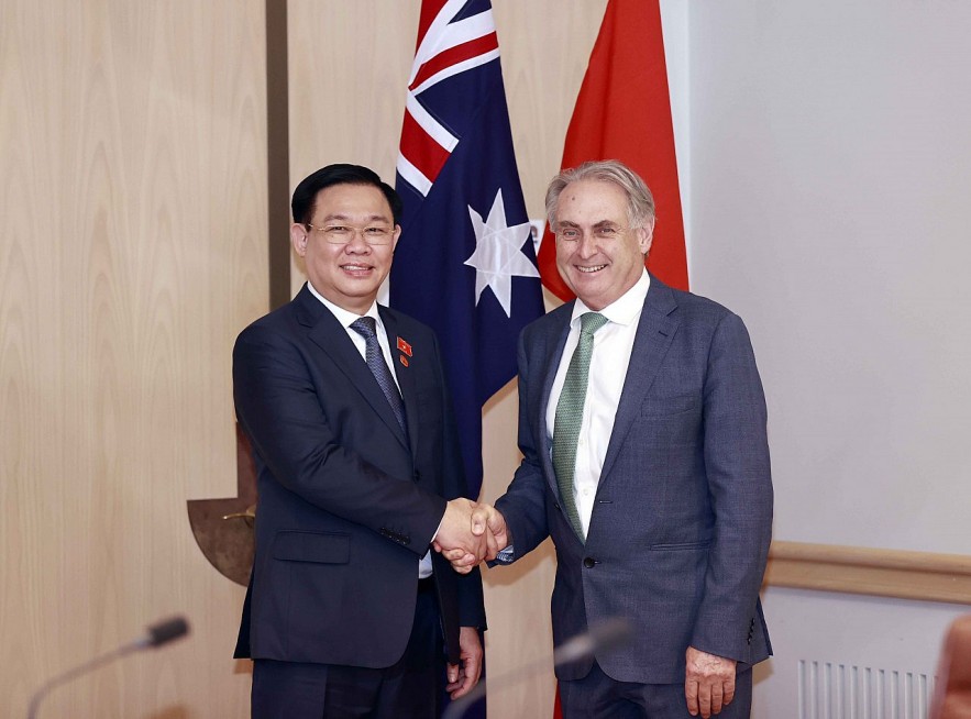 Chủ tịch Quốc hội Vương Đình Huệ tiếp Bộ trưởng Bộ Thương mại và Du lịch Australia