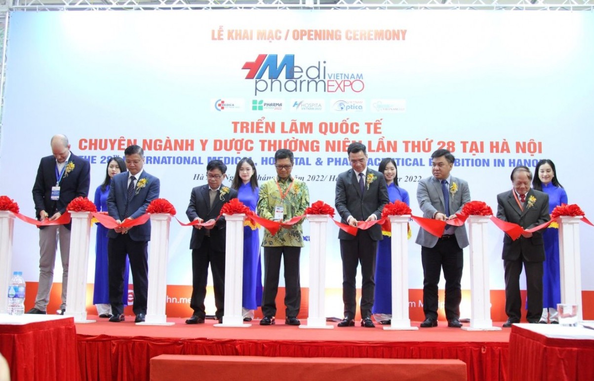 Nhiều cơ hội giao thương, hợp tác quốc tế về y dược qua Vietnam MediPharm Expo