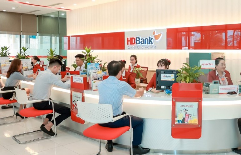 Tổng giám đốc HDBank tiếp tục đăng ký mua vào 1 triệu cổ phiếu HDB