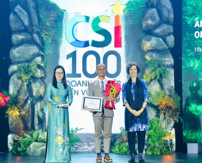 Prudential Việt Nam liên tiếp đón nhận hai giải thưởng về phát triển bền vững