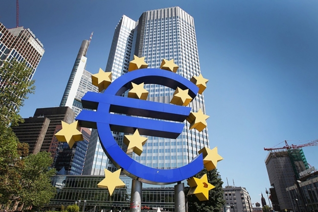 Kinh tế Eurozone tăng trưởng nhẹ trong quý III