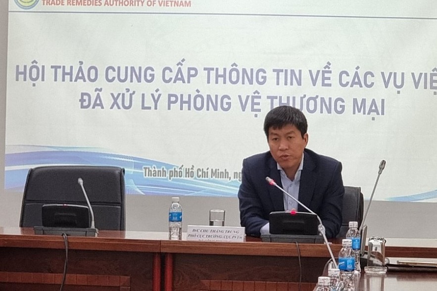 Lãnh đạo Cục Phòng vệ Thương mại - Bộ Công thương chia sẻ thông tin về công tác phòng vệ thương mại năm 2022. Ảnh Đỗ Doãn