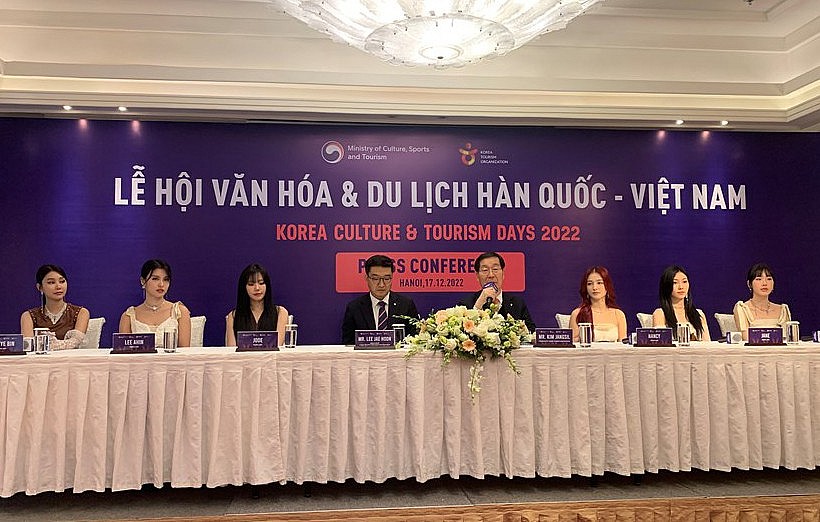 Đặc sắc tại lễ hội văn hóa và du lịch Hàn Quốc - Việt Nam 2022, trên phố đi bộ Hồ Gươm