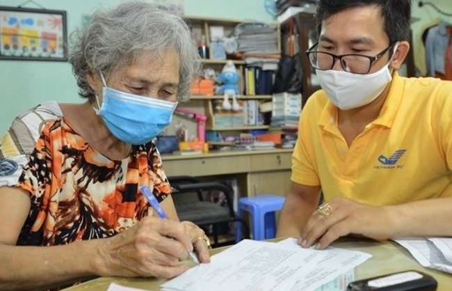Khuyến khích người hưởng nhận lương hưu, trợ cấp qua tài khoản cá nhân
