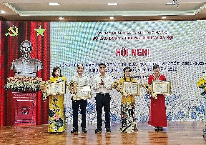 Hà Nội ra chỉ thị về đẩy mạnh phong trào thi đua ''Người tốt, việc tốt''