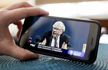 Apple cuốn hút đến mức ngay cả Warren Buffett cũng canh mua