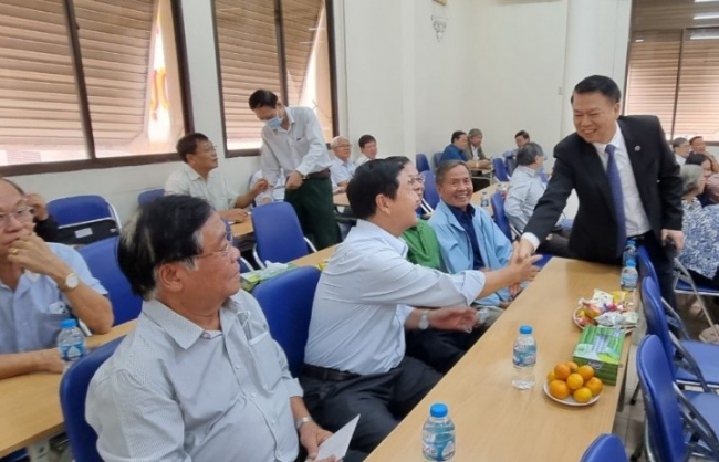 Lãnh đạo Bộ Tài chính gặp mặt thân mật cán bộ hưu trí khu vực phía Nam