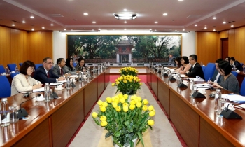 IMF sẵn sàng chia sẻ kinh nghiệm quốc tế về chính sách tài khóa xanh