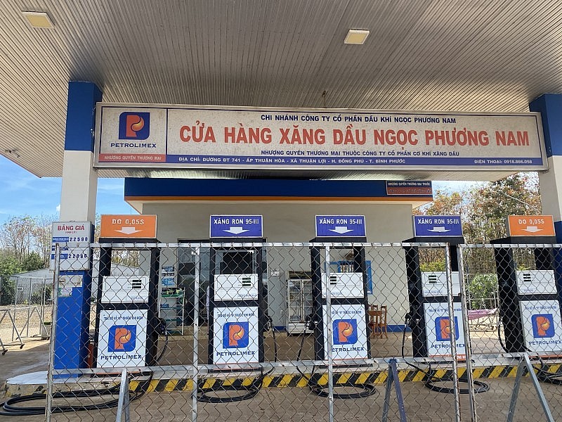 Bình Phước: Xử lý cơ sở kinh doanh xăng dầu ngừng bán hàng trong ngày mùng 4 Tết