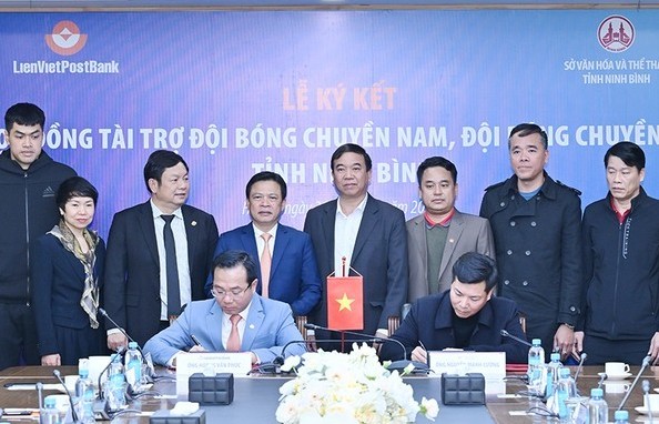 LienVietPostBank tài trợ cho 2 đội bóng chuyền nam - nữ Ninh Bình