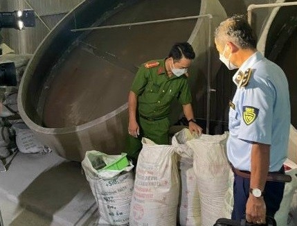 Long An: Một doanh nghiệp sản xuất phân bón bị phạt 142 triệu đồng
