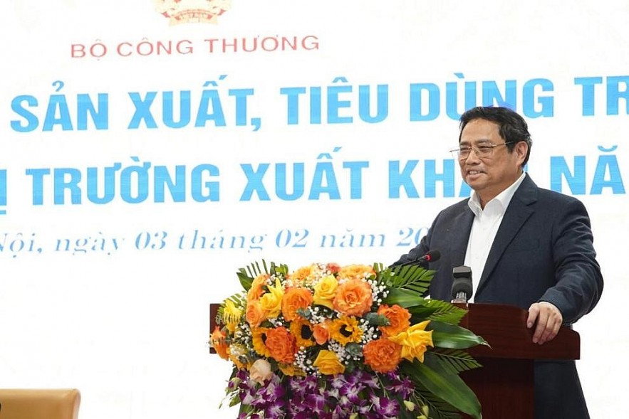 Thủ tướng dự hội nghị thúc đẩy sản xuất trong nước và mở rộng xuất khẩu