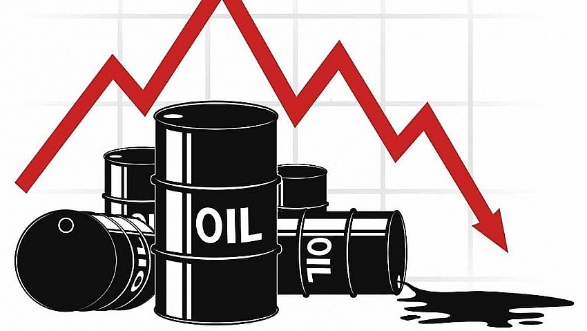 Ngày 4/2: Giá dầu thô tiếp đà giảm mạnh bởi dữ liệu việc làm mạnh mẽ của Mỹ