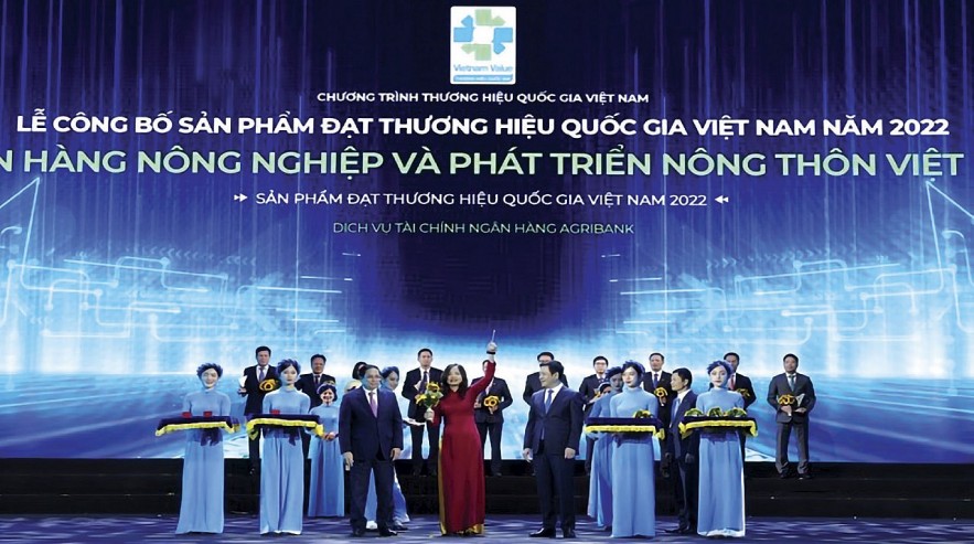 Agribank tự hào là “Thương hiệu Quốc gia Việt Nam năm 2022” Ảnh: THƯ ANH