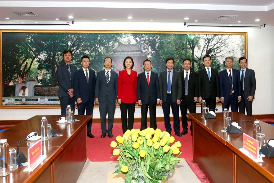 Bộ trưởng Hồ Đức Phớc tiếp tân đại sứ Hàn Quốc tại Việt Nam Oh Youngju