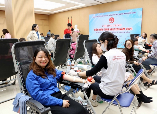 Đoàn Thanh niên Bộ Tài chính tổ chức chương trình Hiến máu tình nguyện năm 2023