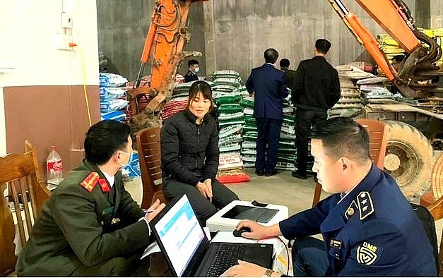Bắc Giang: Xử phạt cơ sở kinh doanh gần 11 tấn phân bón giả và kém chất lượng