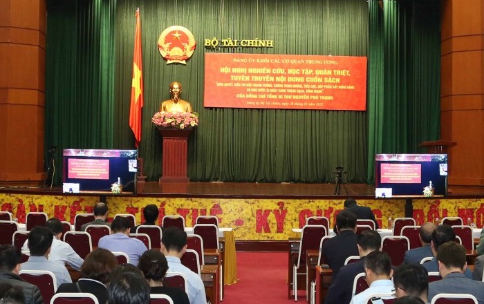 Bộ Tài chính học tập, quán triệt nội dung cuốn sách của Tổng Bí thư Nguyễn Phú Trọng về phòng chống tham nhũng