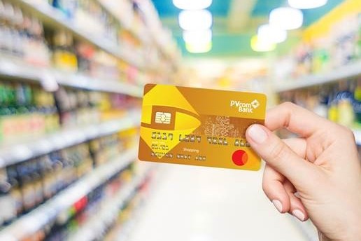PVcomBank dành tặng điểm PVOne cho các khách hàng nữ nhân dịp 8/3