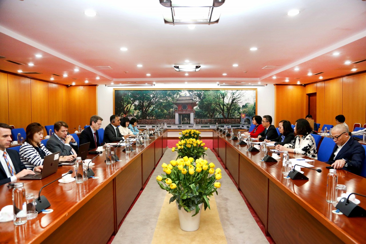 ADB mong muốn tiếp tục đầu tư vào khu vực tư nhân của Việt Nam