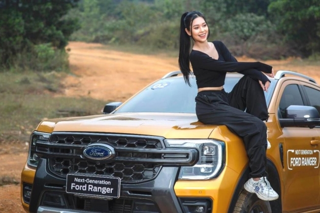 Ford Ranger “Xe bán tải 4x4 tốt nhất” - Giải thưởng Xe của năm dành cho nữ giới