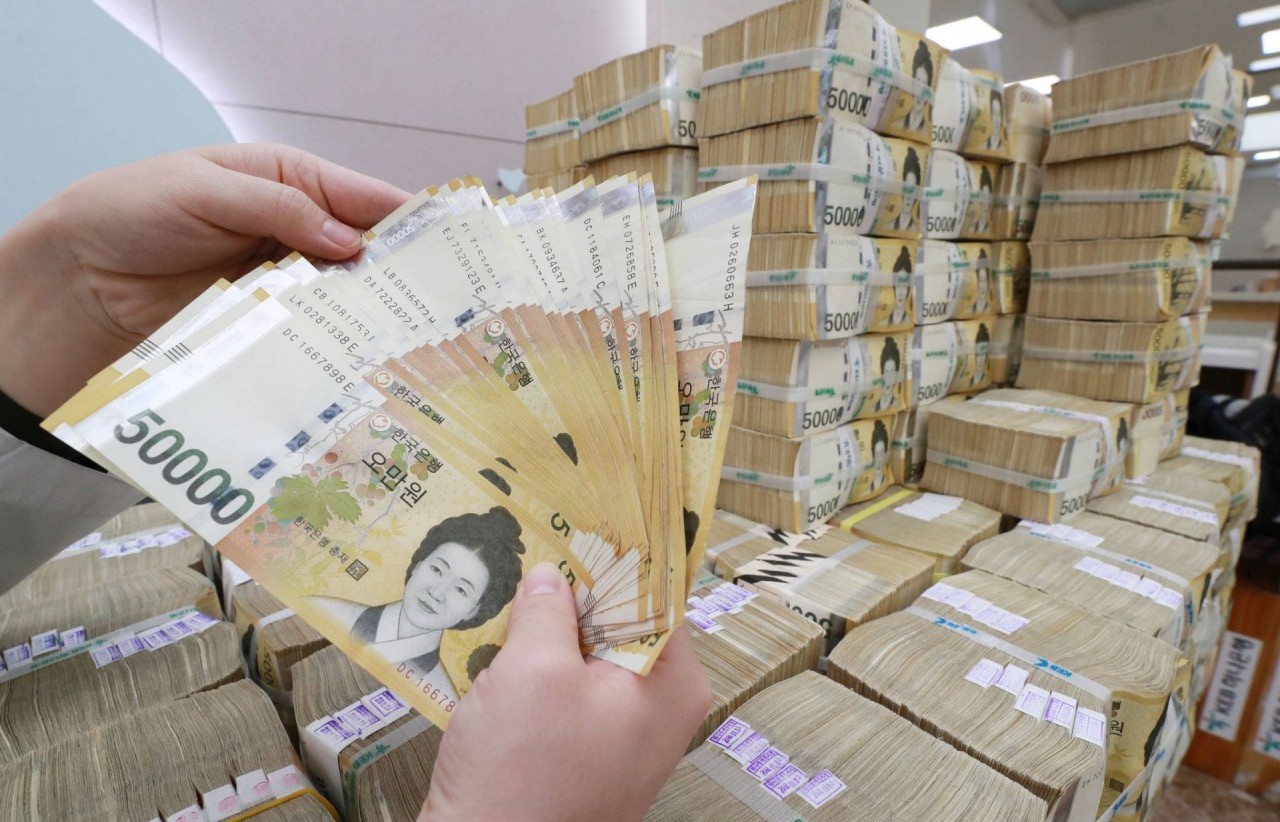 Hàn Quốc thâm hụt tài khoản vãng lai lớn nhất từ trước đến nay
