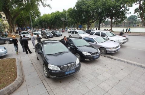 Chính phủ ban hành quy định mới về tiêu chuẩn, định mức sử dụng xe ô tô Chính phủ ban hành quy định mới về tiêu chuẩn, định mức sử dụng xe ô tô