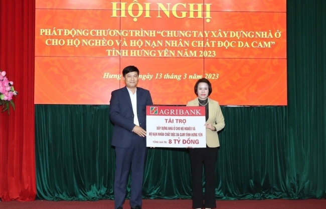 Agribank tài trợ 8 tỷ đồng xây dựng nhà ở cho hộ nghèo tỉnh Hưng Yên